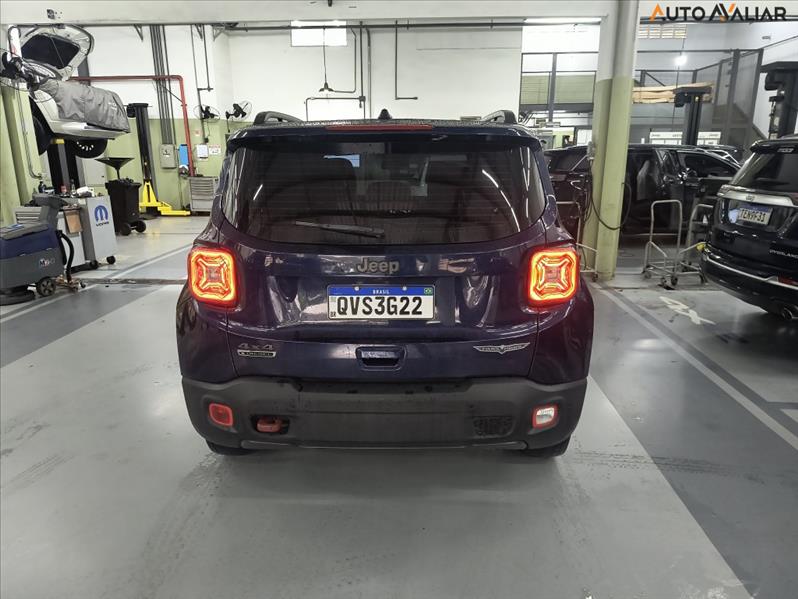 Jeep-RENEGADE-2.0 16V Turbo Trailhawk 4X4