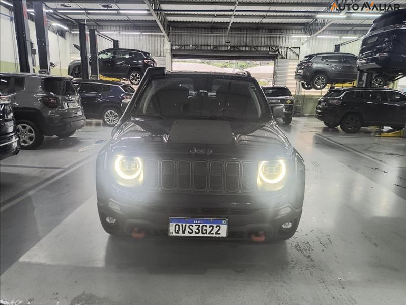 Jeep-RENEGADE-2.0 16V Turbo Trailhawk 4X4
