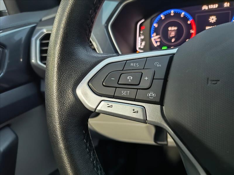 VW - Volkswagen-T-CROSS-1.4 250 TSI Highline