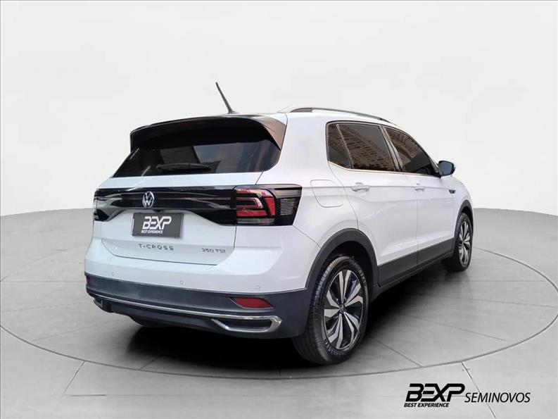 VW - Volkswagen-T-CROSS-1.4 250 TSI Highline