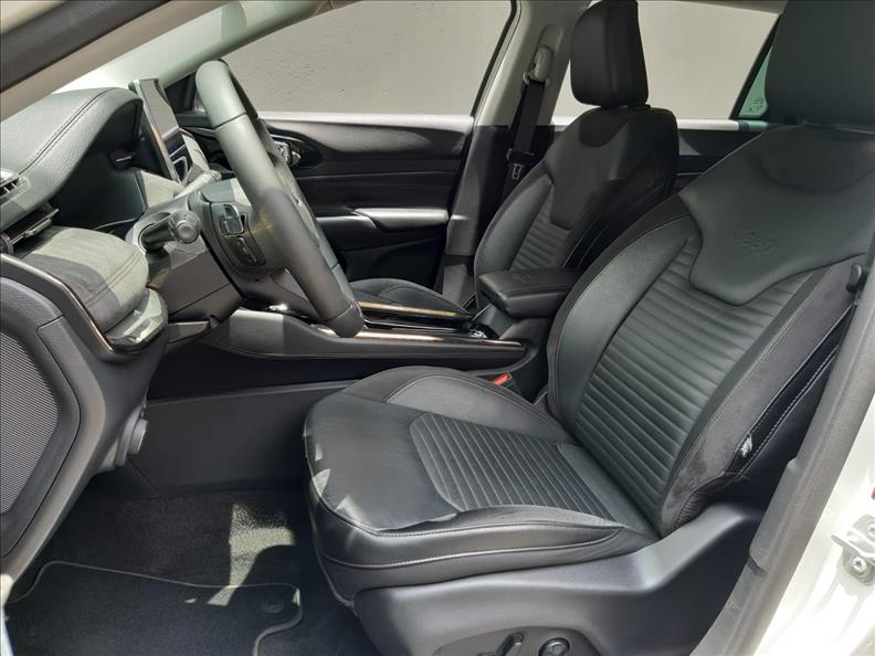 Jeep-COMMANDER-1.3 T270 Turbo Limited