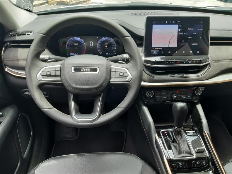 Jeep-COMMANDER-1.3 T270 Turbo Limited