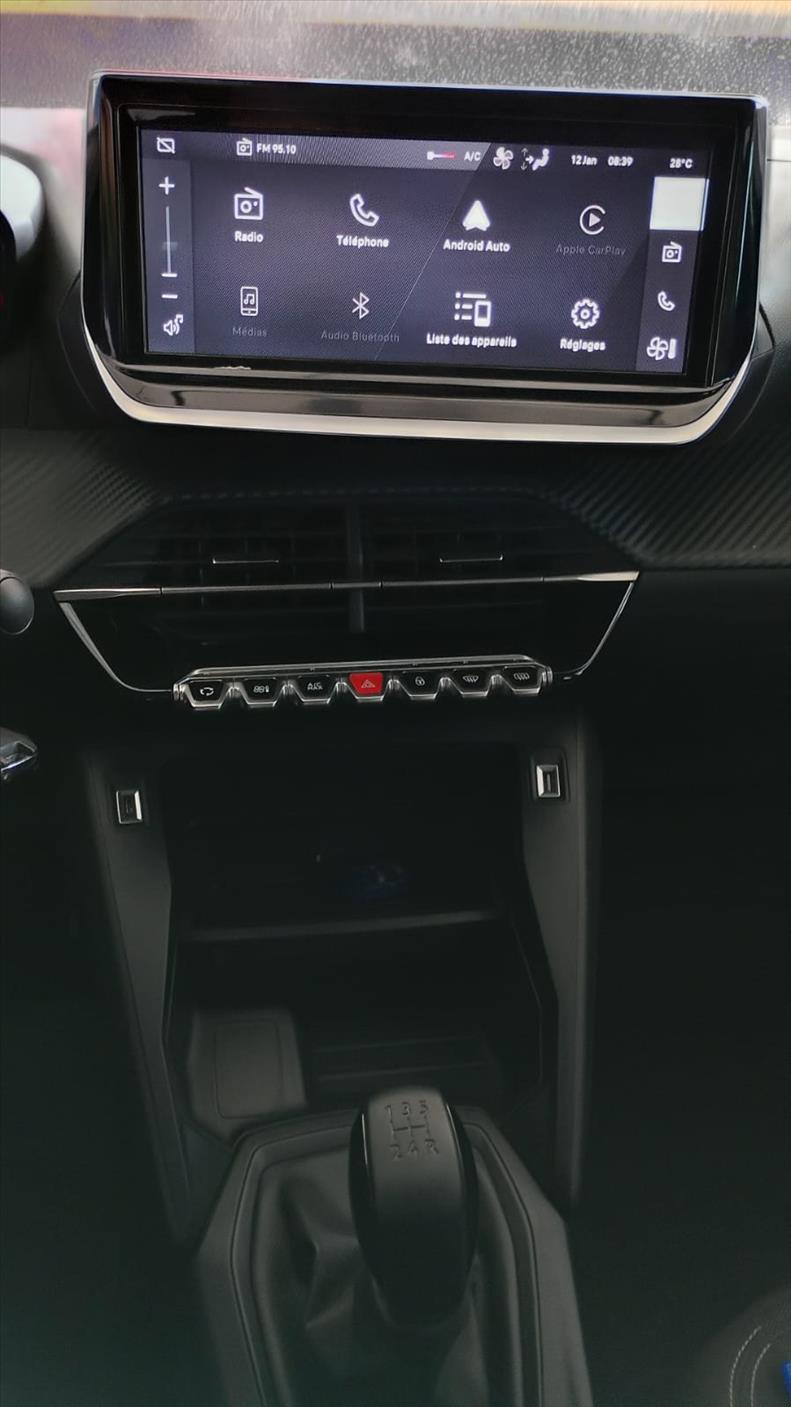 Peugeot-208-1.0 Firefly Like