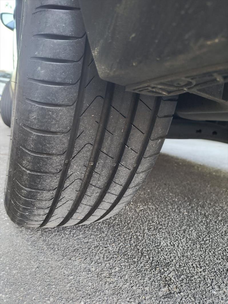 VW - Volkswagen-NIVUS-1.0 200 TSI Highline