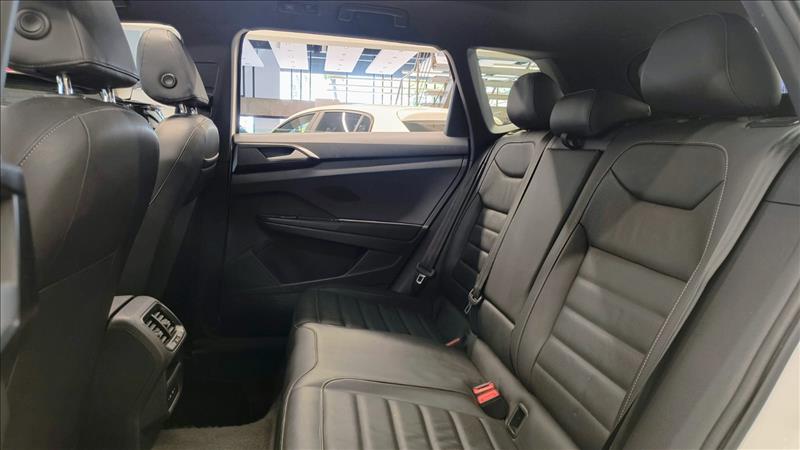 VW - Volkswagen-TAOS-1.4 250 TSI Highline