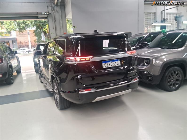 Jeep-COMMANDER-1.3 T270 Turbo Overland