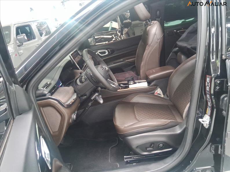 Jeep-COMMANDER-1.3 T270 Turbo Overland