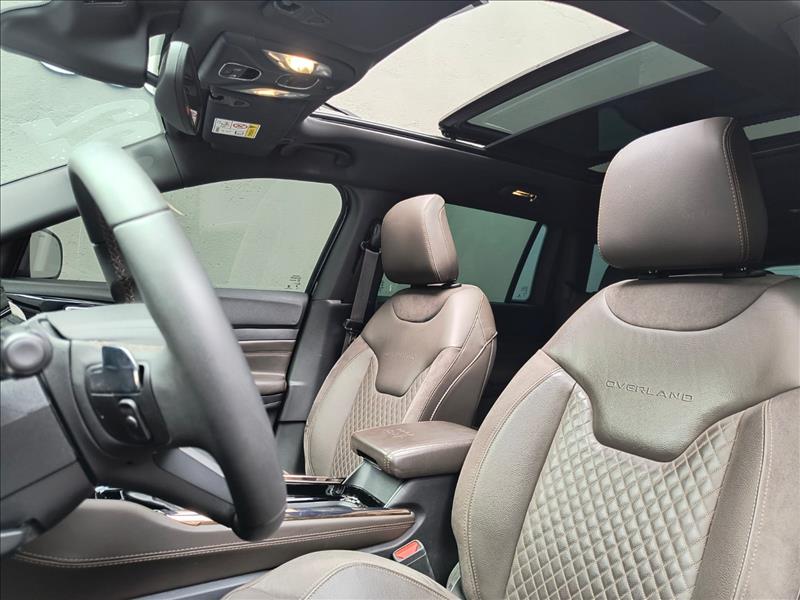 Jeep-COMMANDER-1.3 T270 Turbo Overland