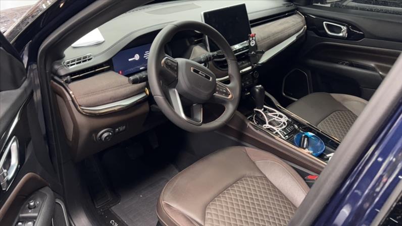 Jeep-COMMANDER-2.0 Td380 Turbo Overland