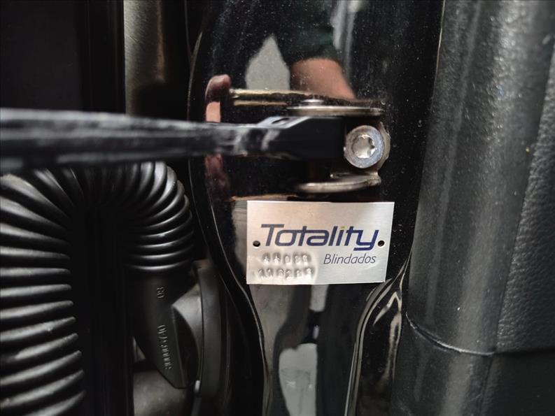 Jeep-COMPASS-1.3 T270 Turbo Limited