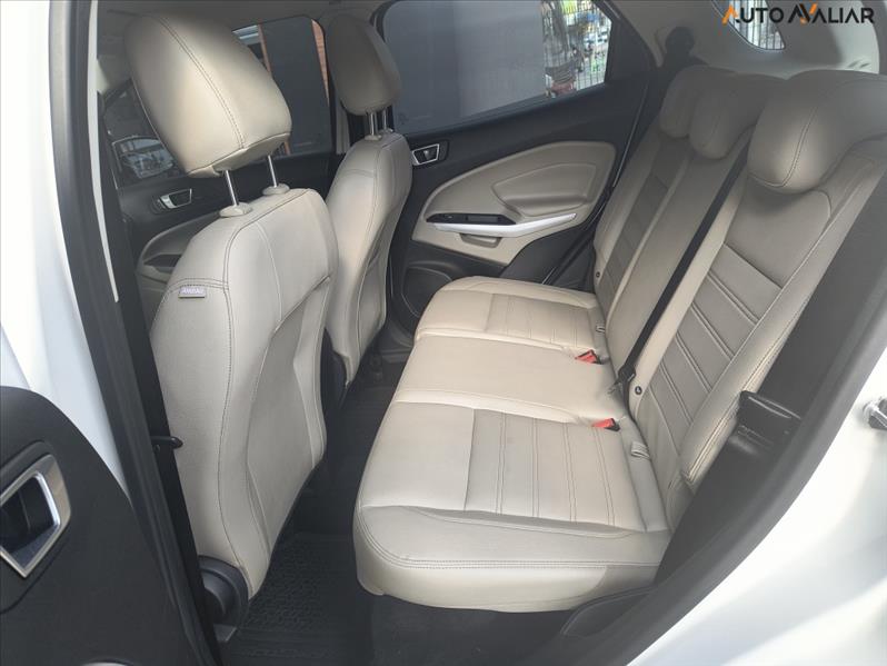 Ford-ECOSPORT-2.0 Direct Titanium