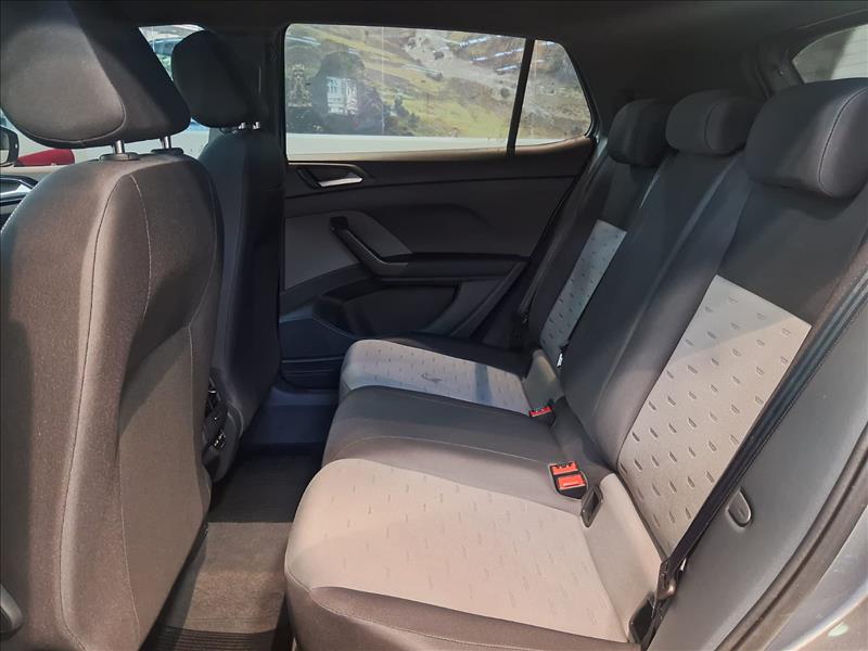 VW - Volkswagen-T-CROSS-1.0 200 TSI Comfortline