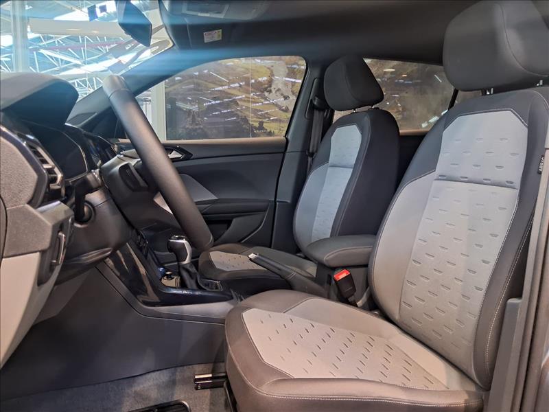 VW - Volkswagen-T-CROSS-1.0 200 TSI Comfortline