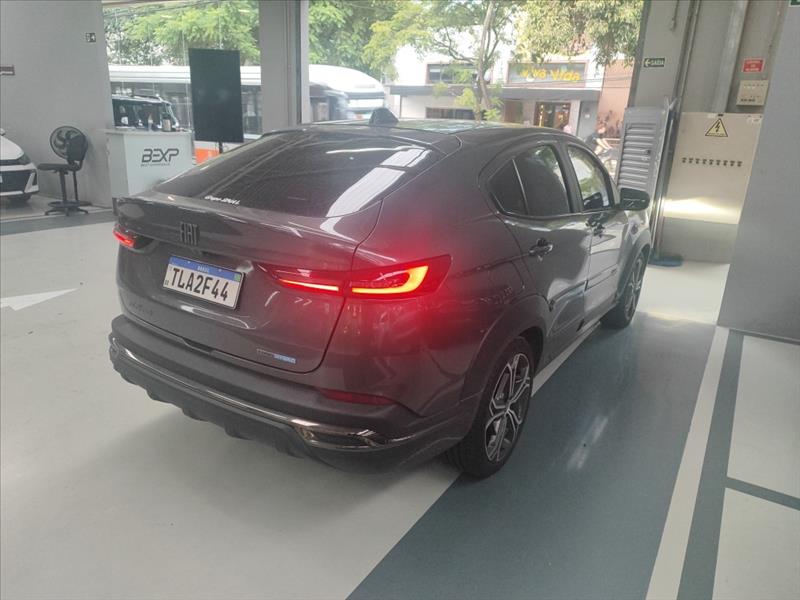 Fiat-FASTBACK-1.0 Turbo 200 Hybrid Impetus