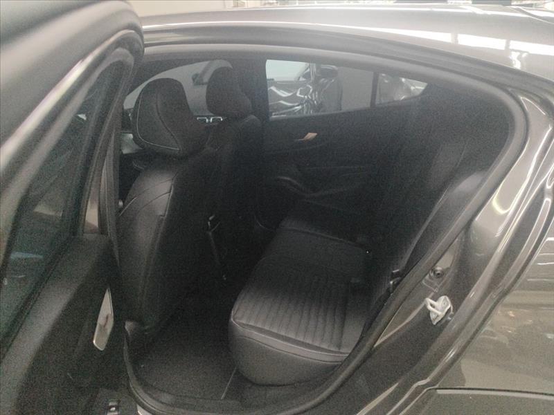 Fiat-FASTBACK-1.0 Turbo 200 Hybrid Impetus