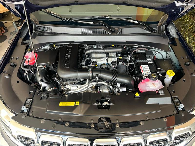 Jeep-COMMANDER-2.2 Turbo Overland