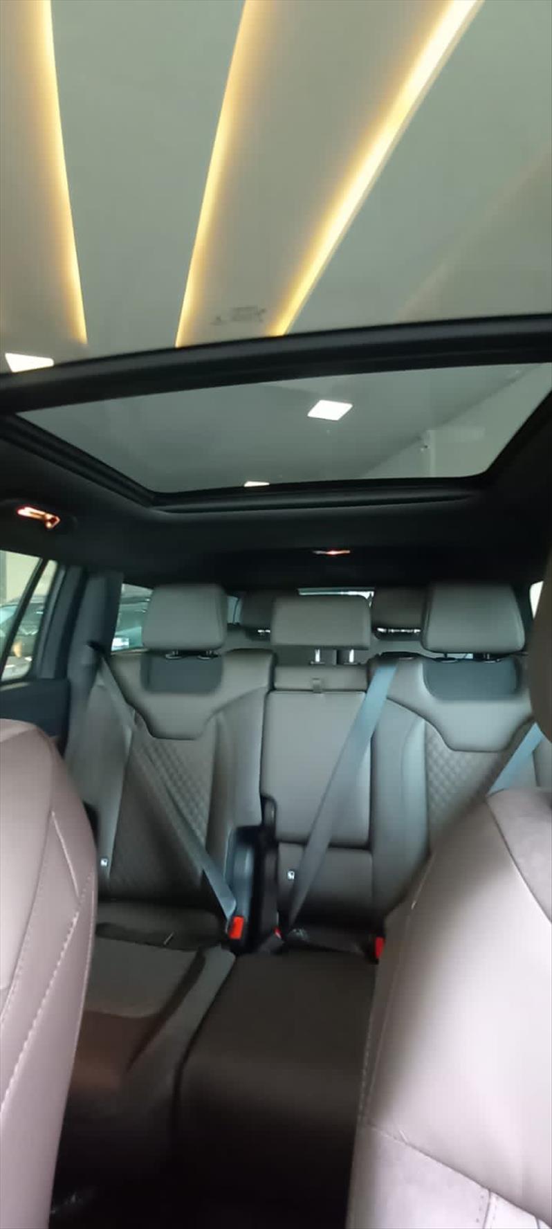 Jeep-COMMANDER-2.2 Turbo Overland