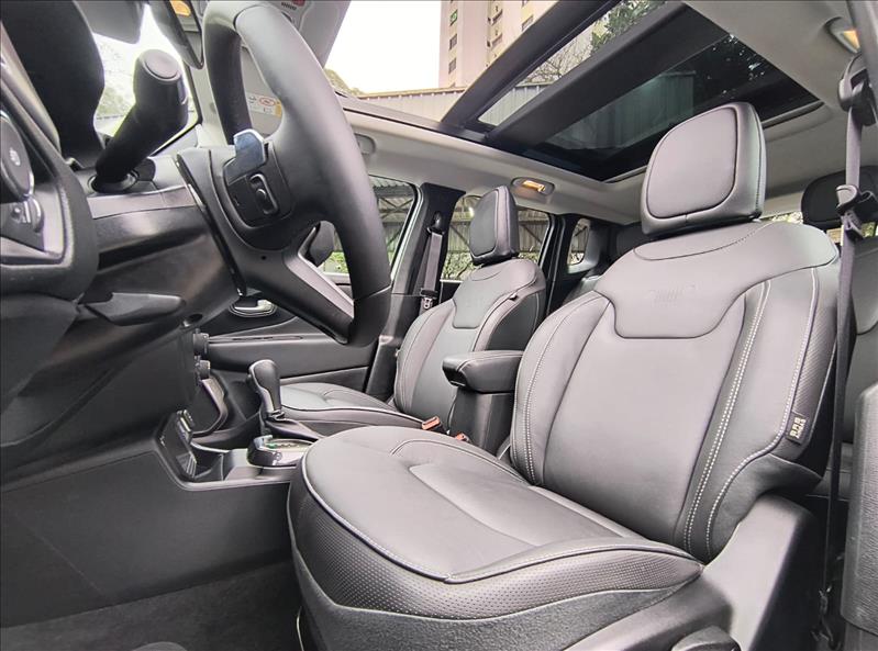 Jeep-RENEGADE-1.3 T270 Turbo Sahara