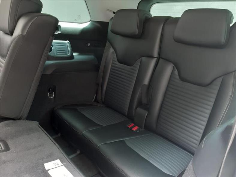 Jeep-COMMANDER-1.3 T270 Turbo Limited