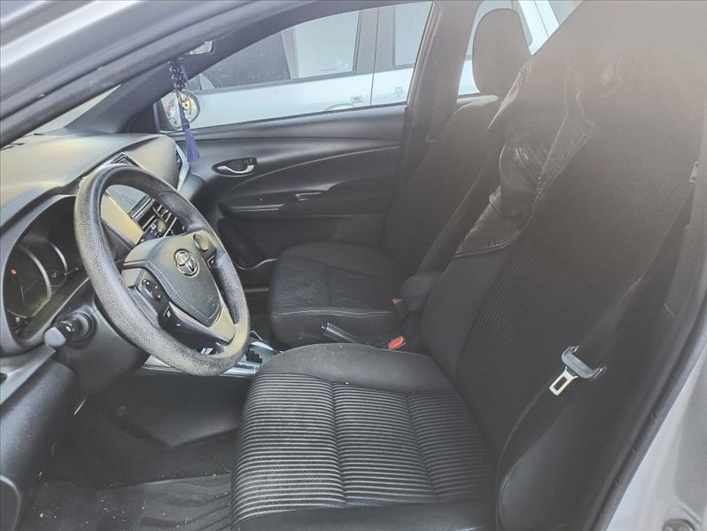 Toyota-YARIS-1.5 16V XL Plus Connect
