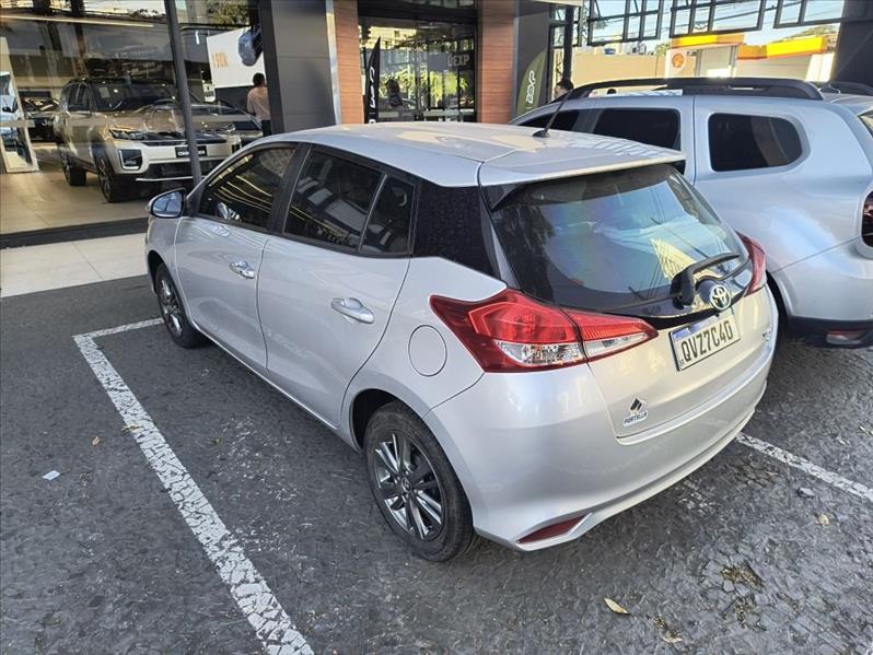 Toyota-YARIS-1.5 16V XL Plus Connect
