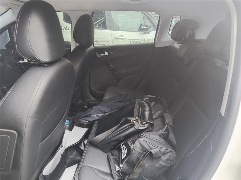 Peugeot-2008-1.6 16V Allure Pack