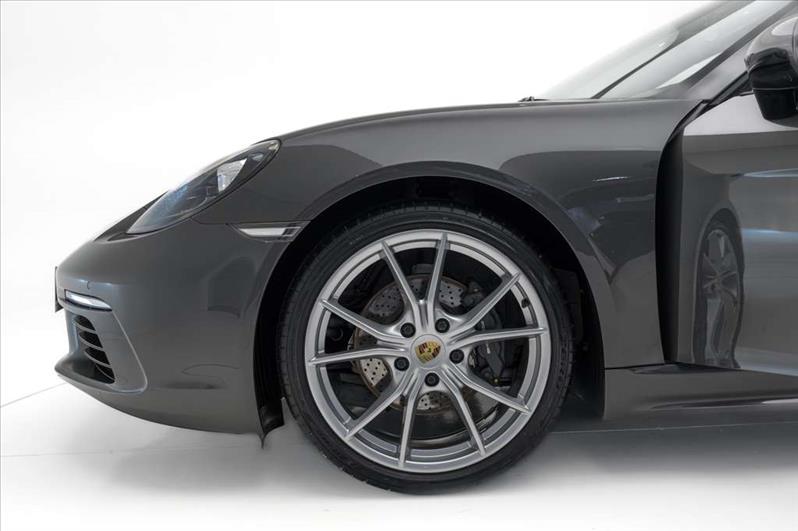 Porsche-718-2.0 16V H4 Cayman