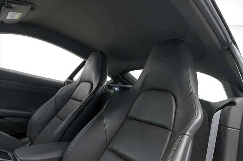 Porsche-718-2.0 16V H4 Cayman