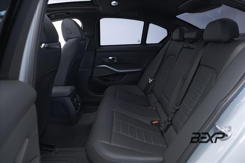 BMW-320I-2.0 16V Turbo M Sport