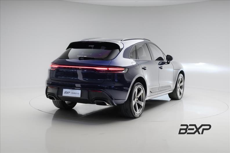 Porsche-MACAN-2.0 Turbo
