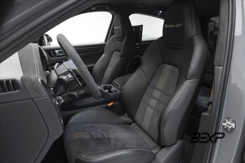 Porsche-CAYENNE-4.0 V8 Turbo GT Coupé AWD S