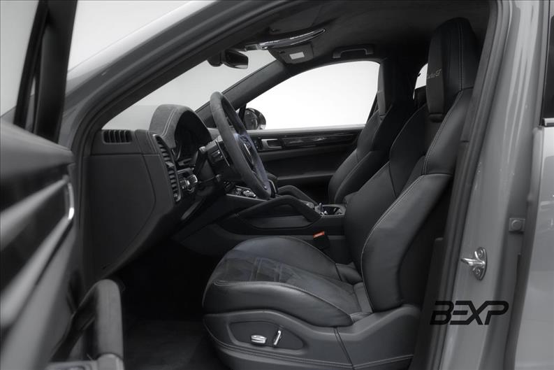 Porsche-CAYENNE-4.0 V8 Turbo GT Coupé AWD S