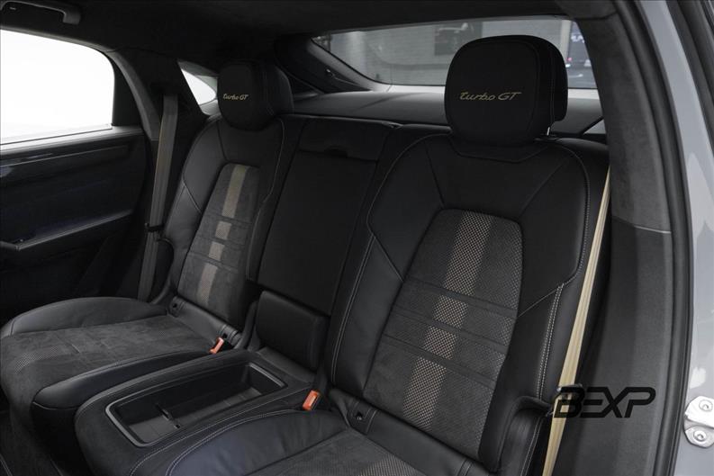 Porsche-CAYENNE-4.0 V8 Turbo GT Coupé AWD S