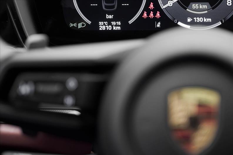 Porsche-CAYENNE-3.0 V6 E-hybrid Coupé AWD S