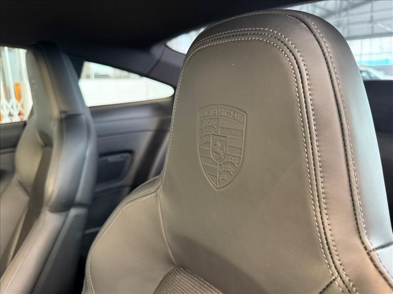 Porsche-911-4.0 24V H6 GT3 Touring