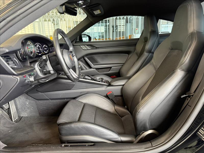 Porsche-911-4.0 24V H6 GT3 Touring