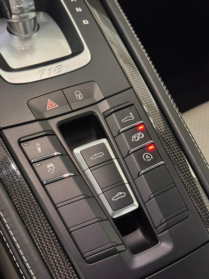 Porsche-718-2.5 16V H4 Boxster GTS PDK