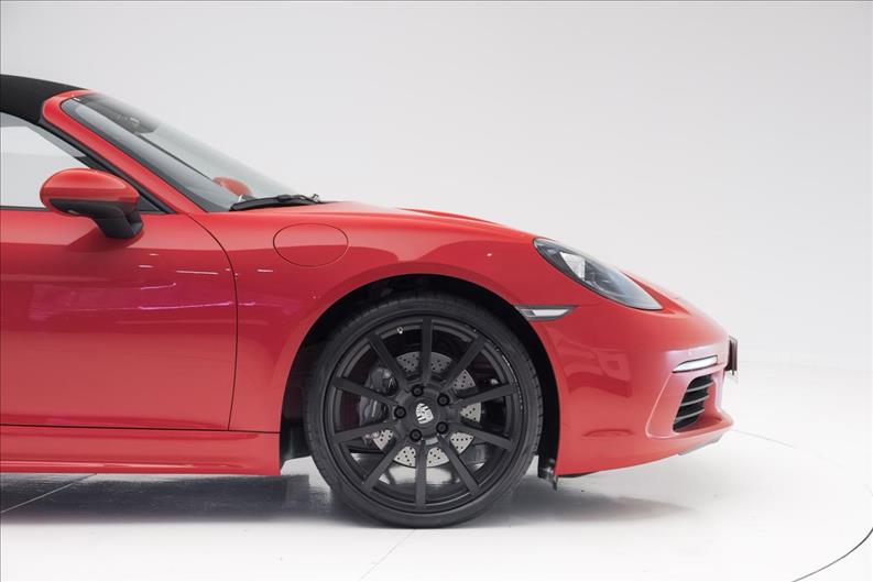 Porsche-718-2.0 16V H4 Boxster