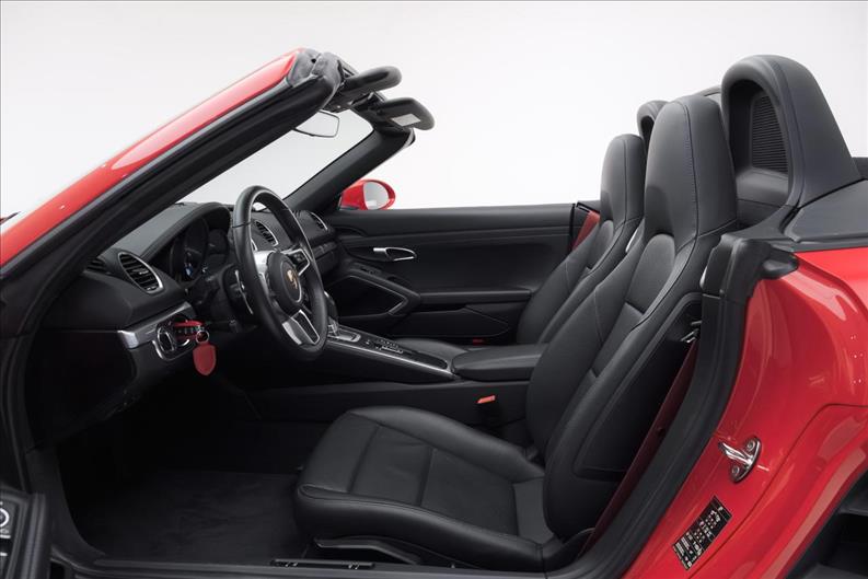 Porsche-718-2.0 16V H4 Boxster