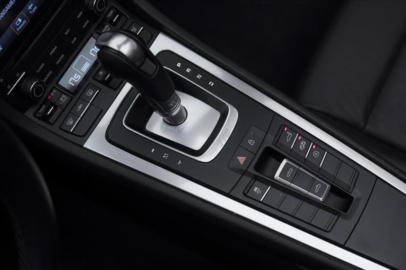 Porsche-718-2.0 16V H4 Boxster