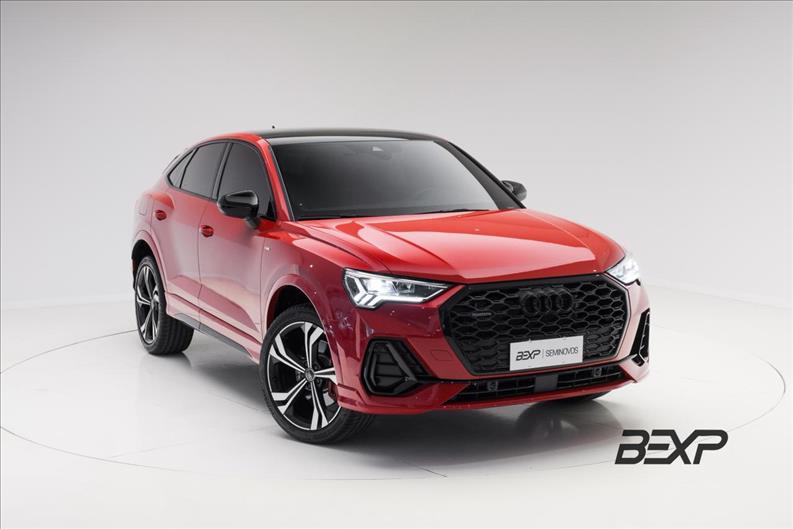 Audi-Q3-2.0 40 TFSI Sportback Performance Black Plus Quattro