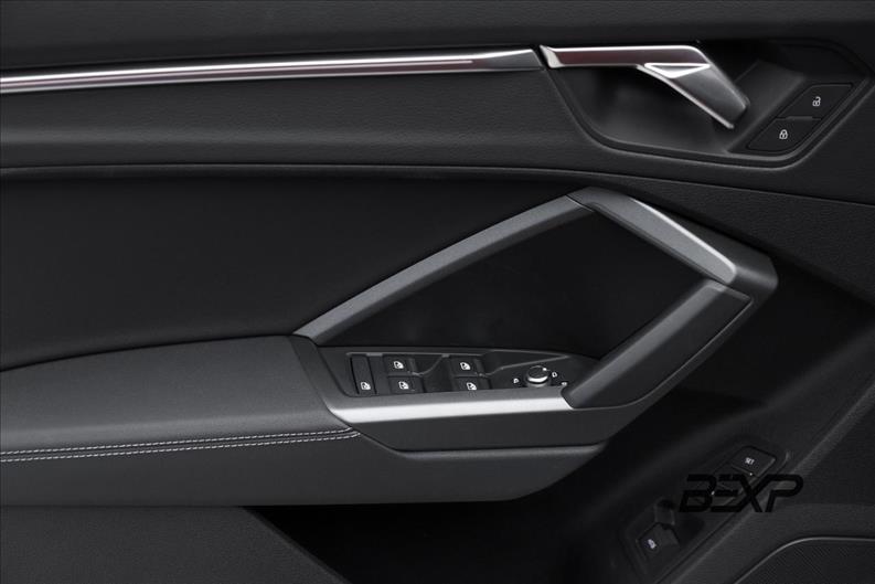 Audi-Q3-2.0 40 TFSI Sportback Performance Black Plus Quattro