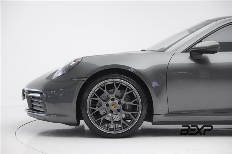 Porsche-911-3.0 24V H6 Carrera