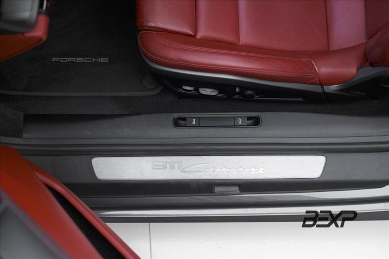 Porsche-911-3.0 24V H6 Carrera