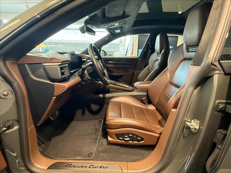 Porsche-MACAN-Turbo