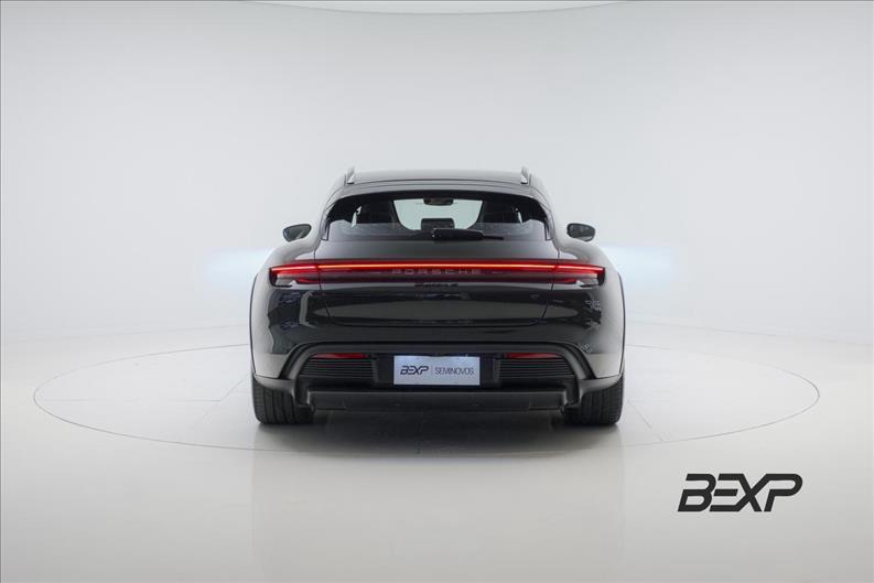 Porsche-TAYCAN-4 Cross Turismo