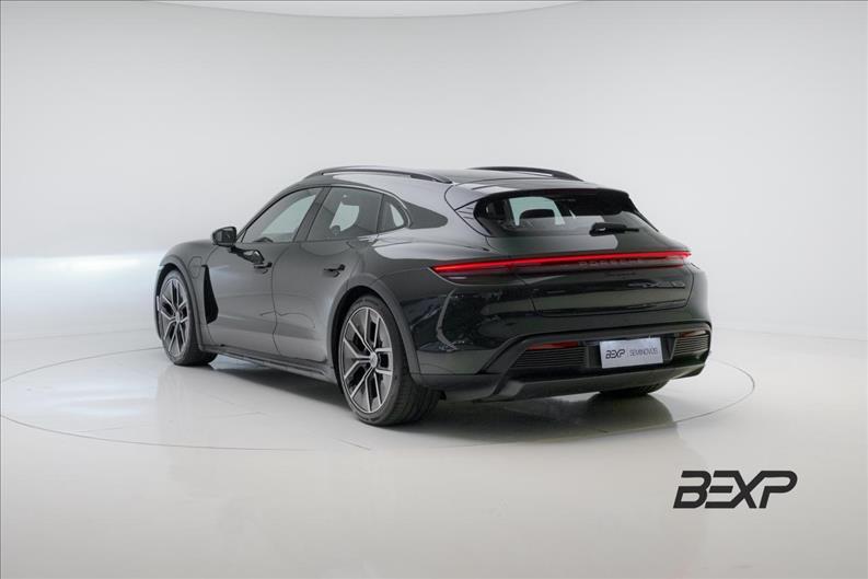 Porsche-TAYCAN-4 Cross Turismo