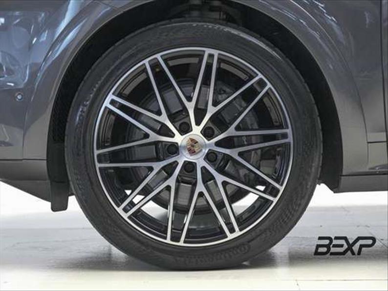 Porsche-CAYENNE-3.0 V6 E-hybrid Coupé AWD S