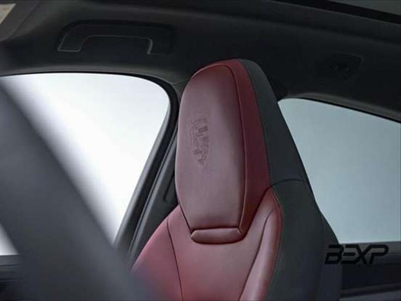 Porsche-CAYENNE-3.0 V6 E-hybrid Coupé AWD S