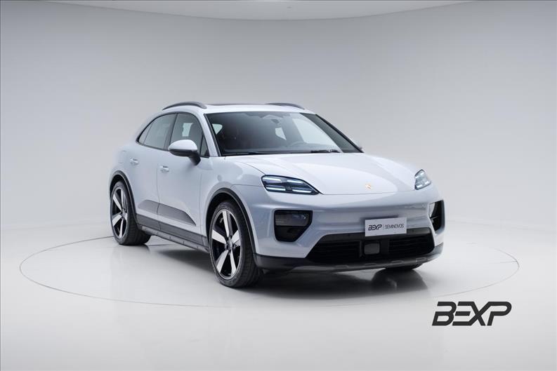 Porsche-MACAN-4